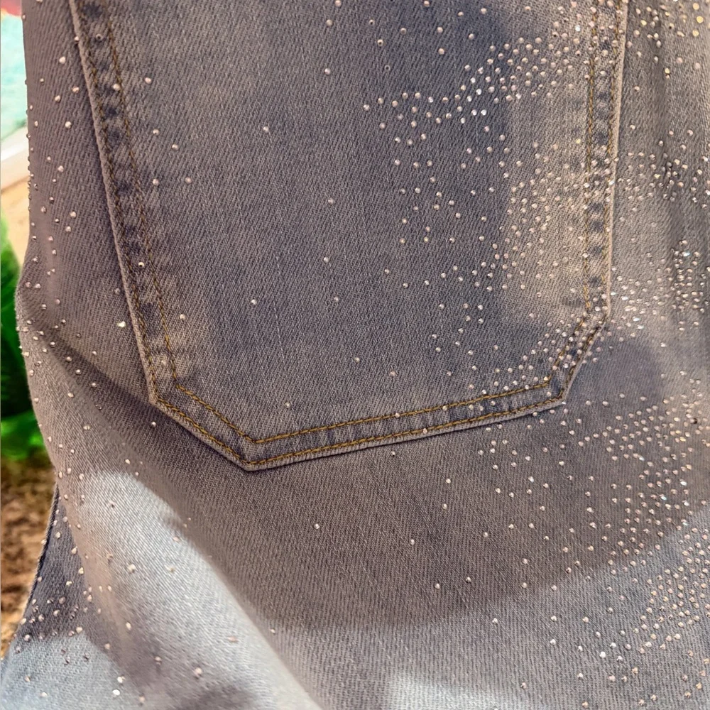 Anthropologie Light Blue Wide-Leg Full length Rhinestone Jean. Check video